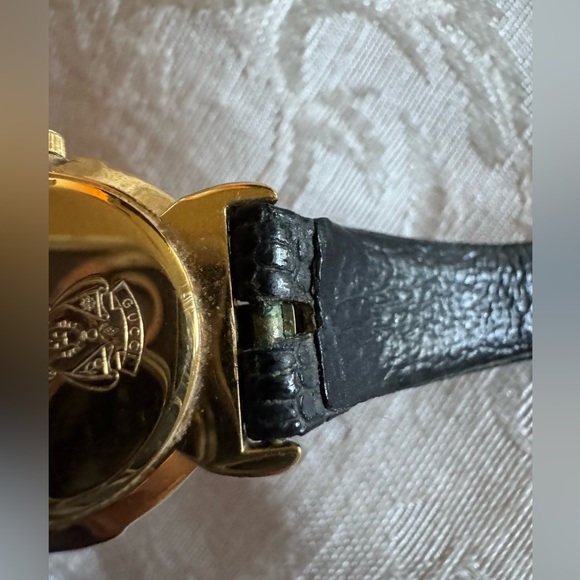 Gucci watch - Picture 5 of 13
